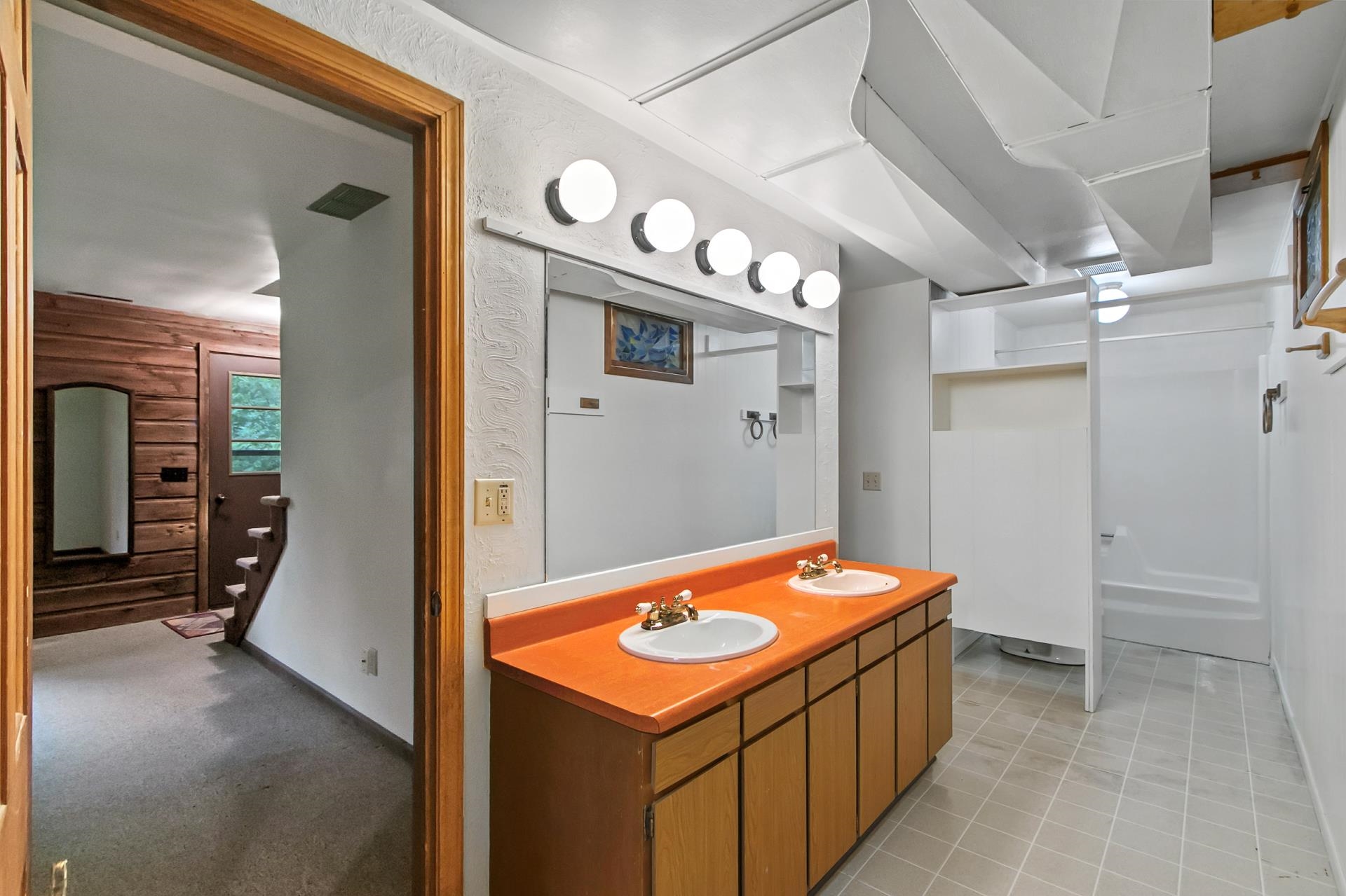 8414 N Bowers Lake Road