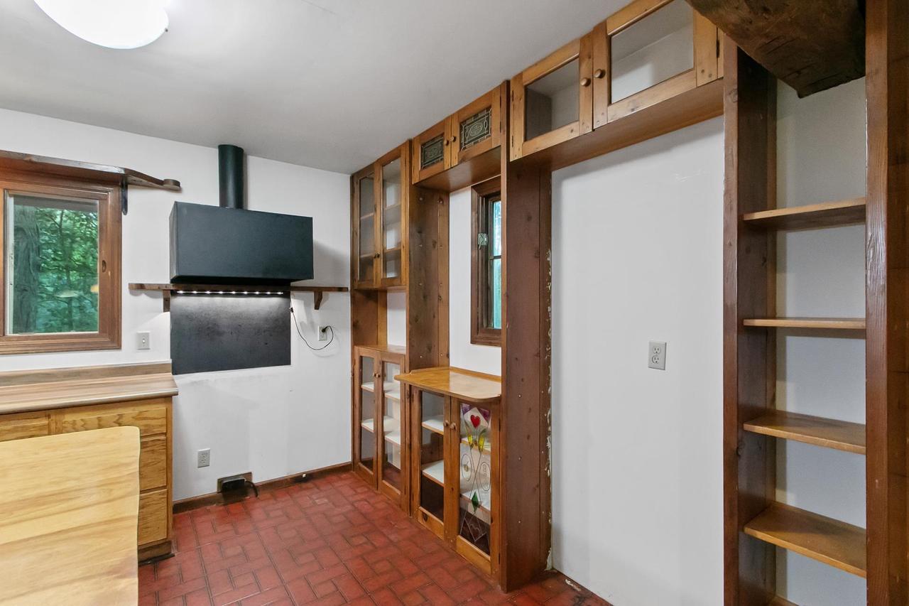 8414 North Bowers Lake Road