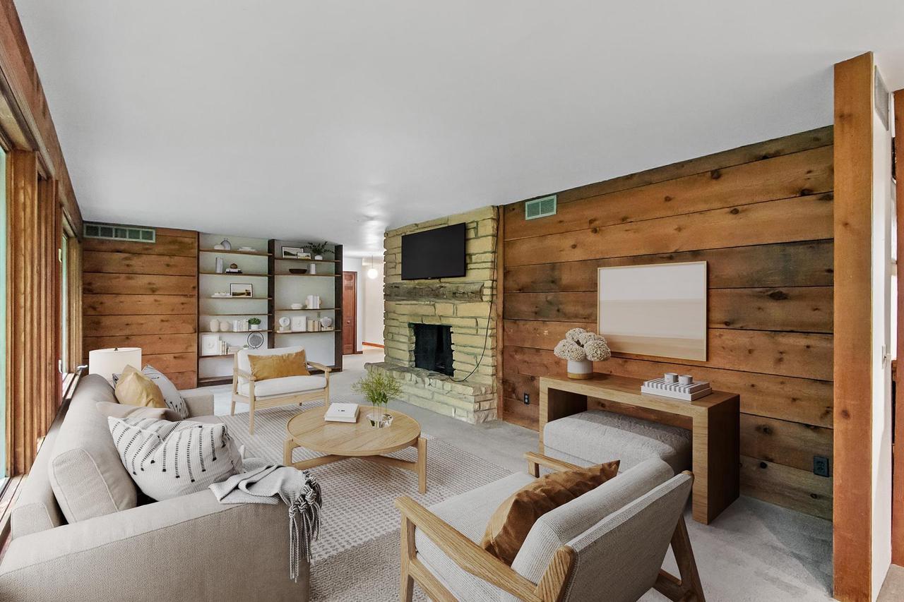 8414 North Bowers Lake Road