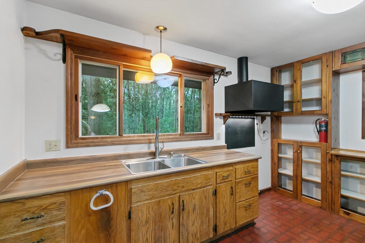 8414 North Bowers Lake Road