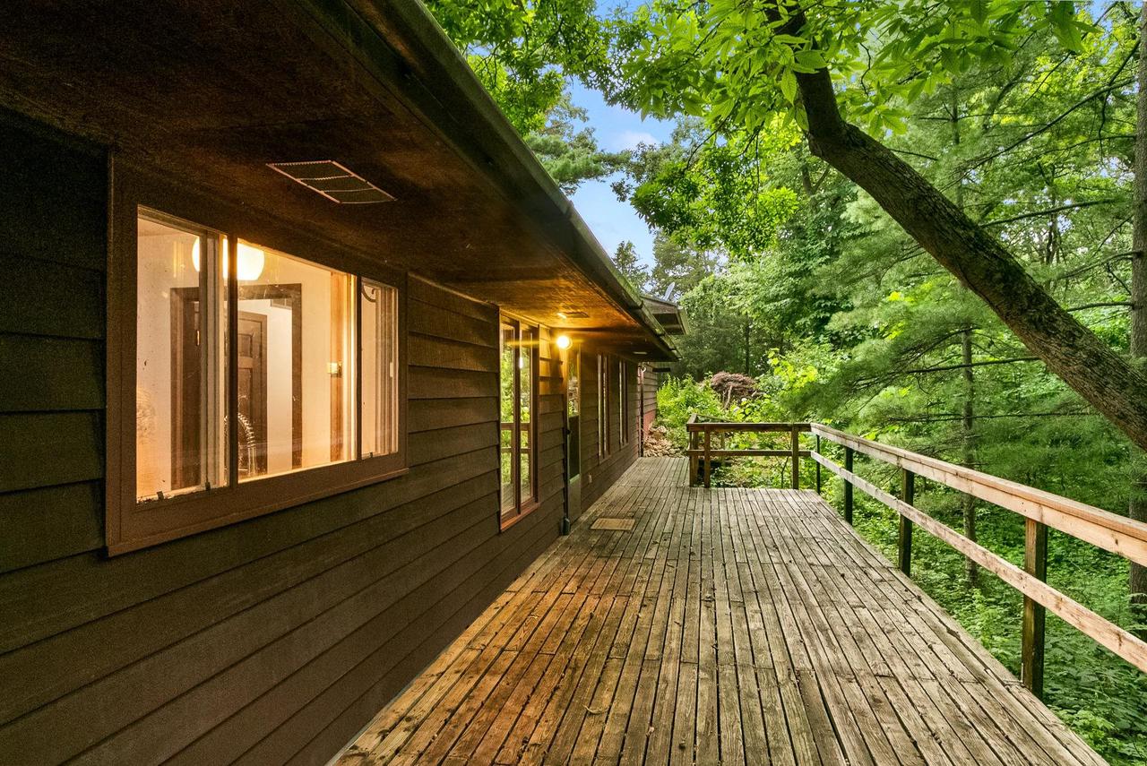 8414 North Bowers Lake Road