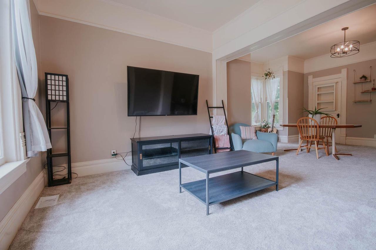 624 South Garfield Avenue