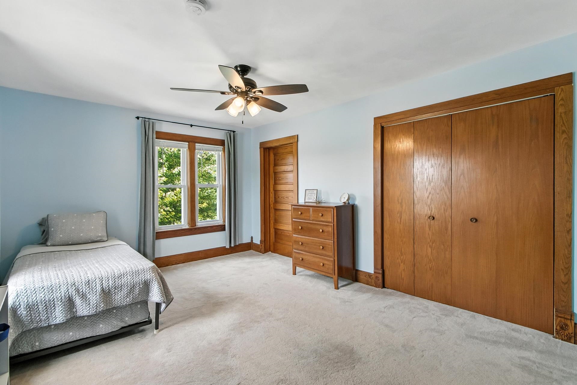 3931 E Milwaukee Street