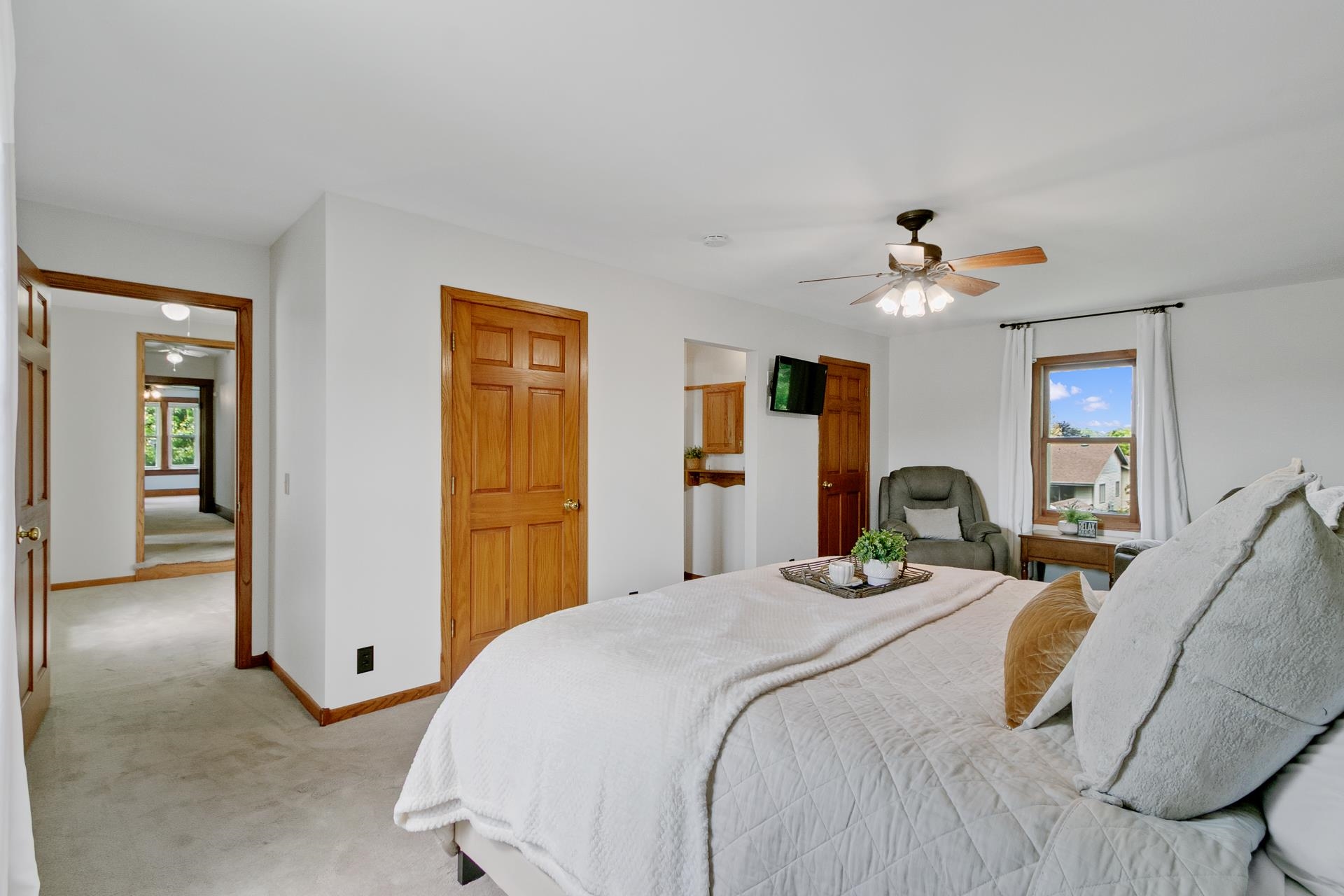 3931 E Milwaukee Street