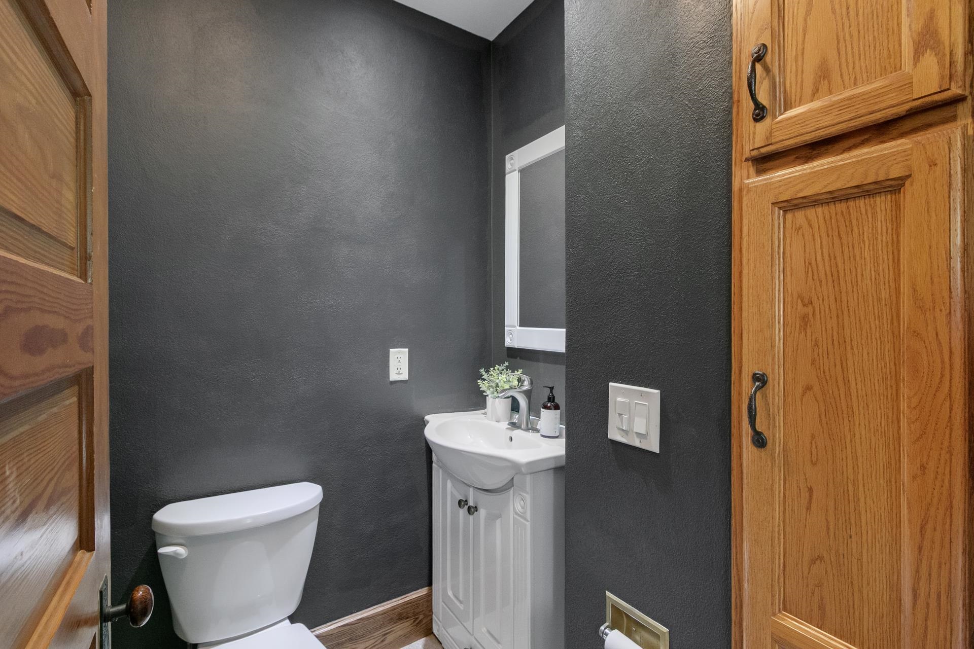 3931 E Milwaukee Street