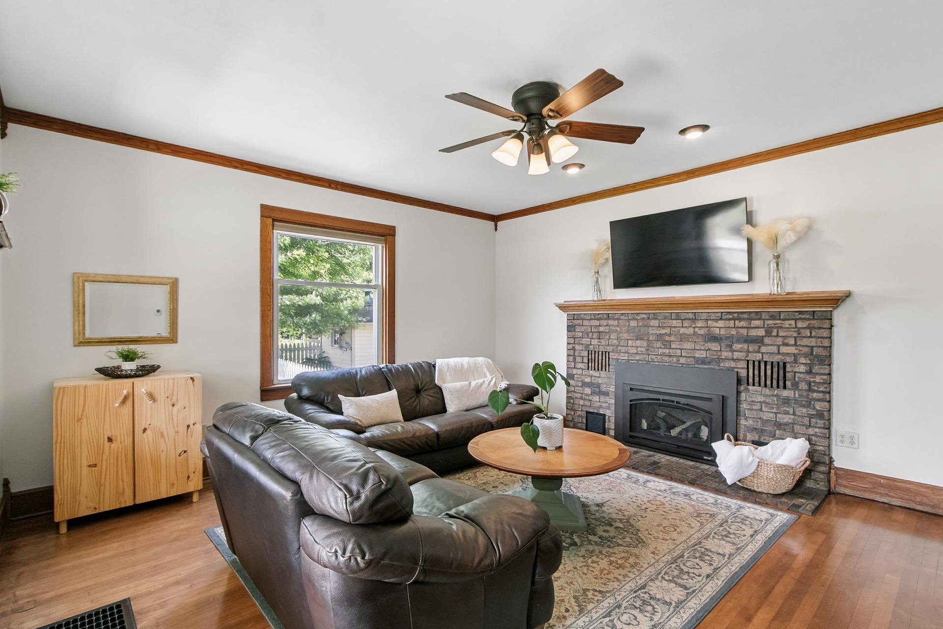 3931 E Milwaukee Street