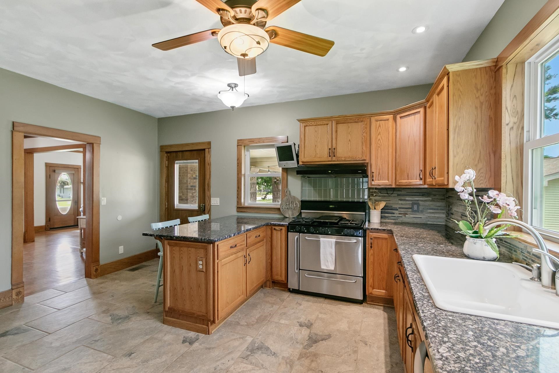 3931 E Milwaukee Street