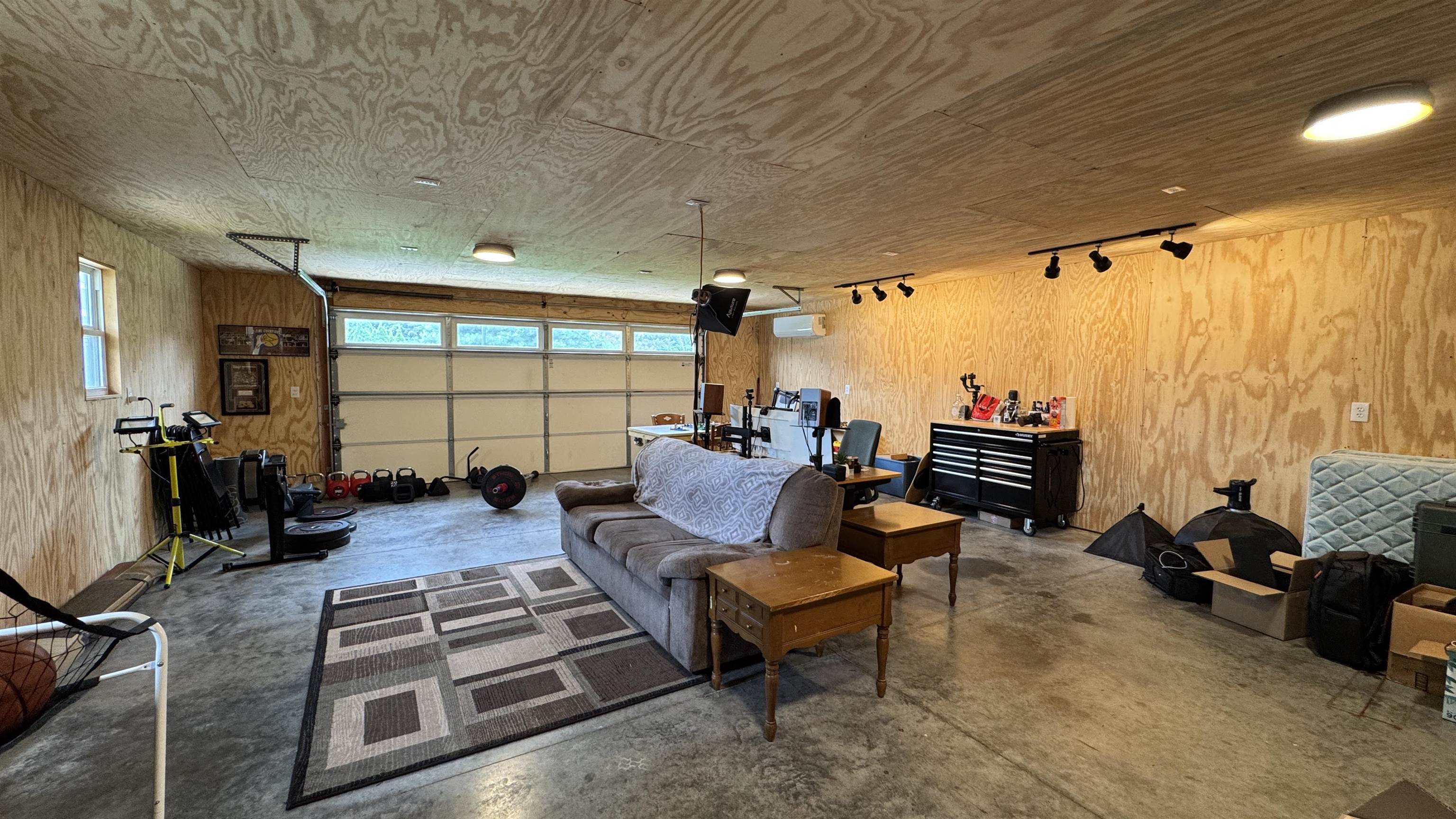 3931 E Milwaukee Street