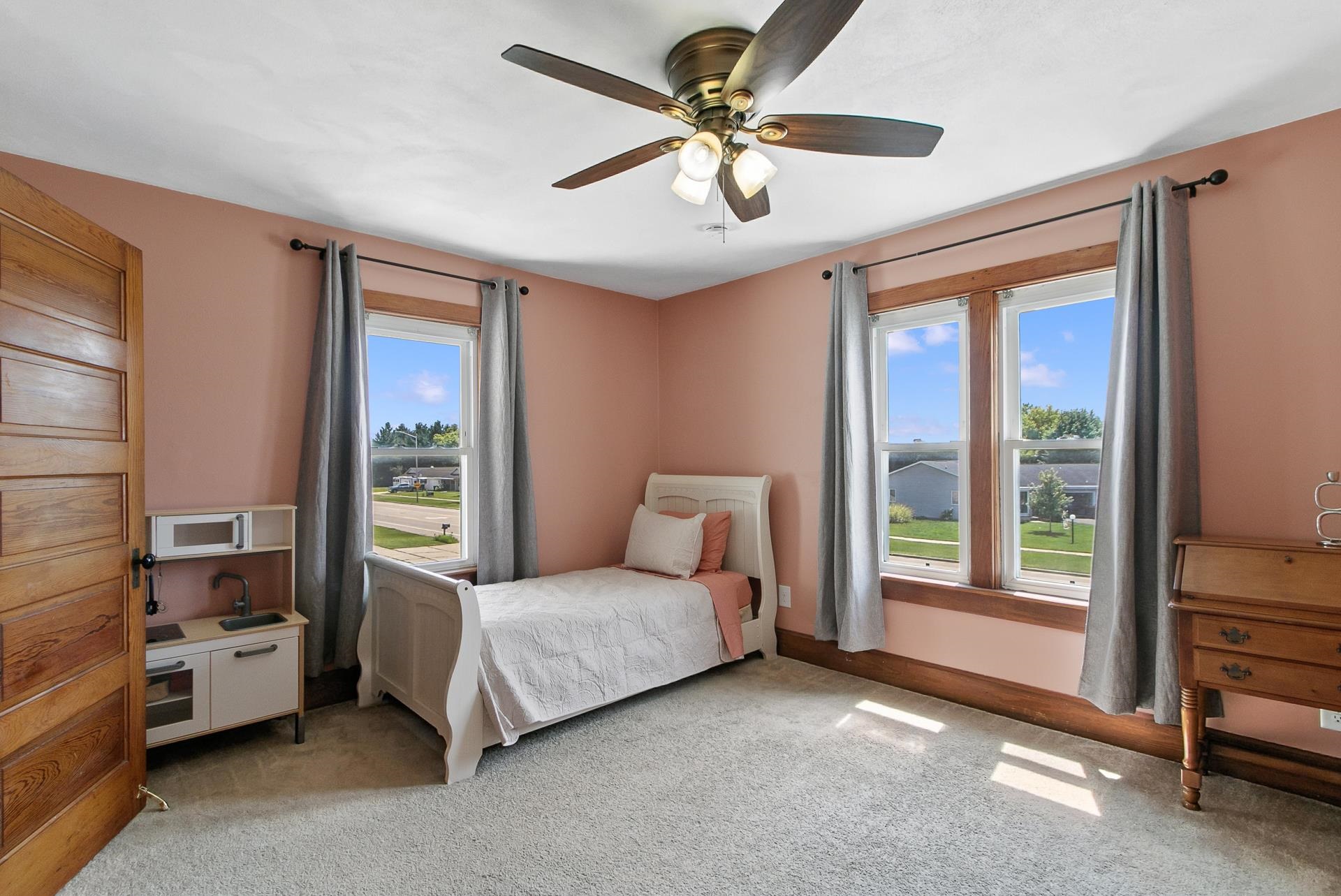 3931 E Milwaukee Street