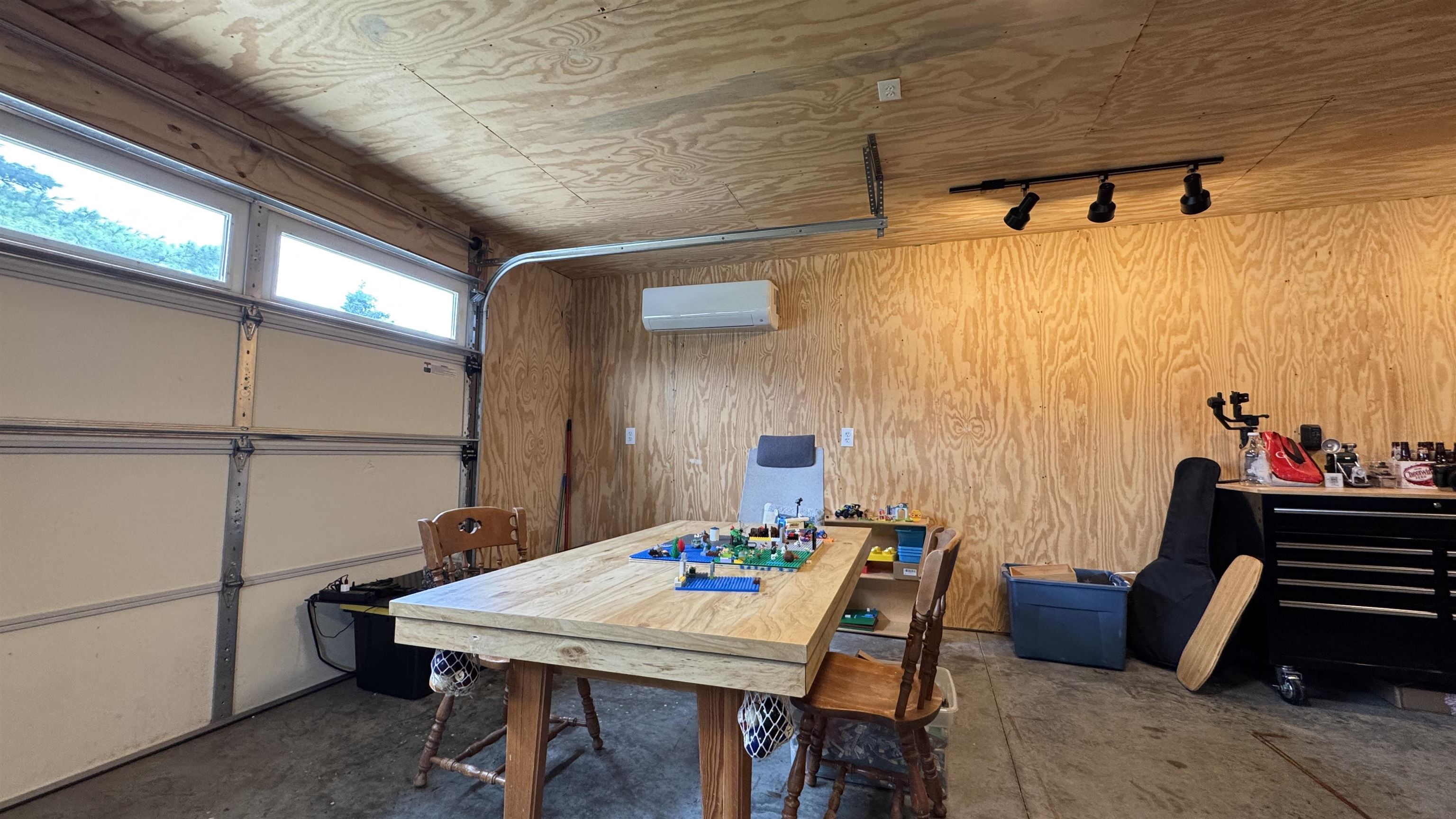 3931 E Milwaukee Street