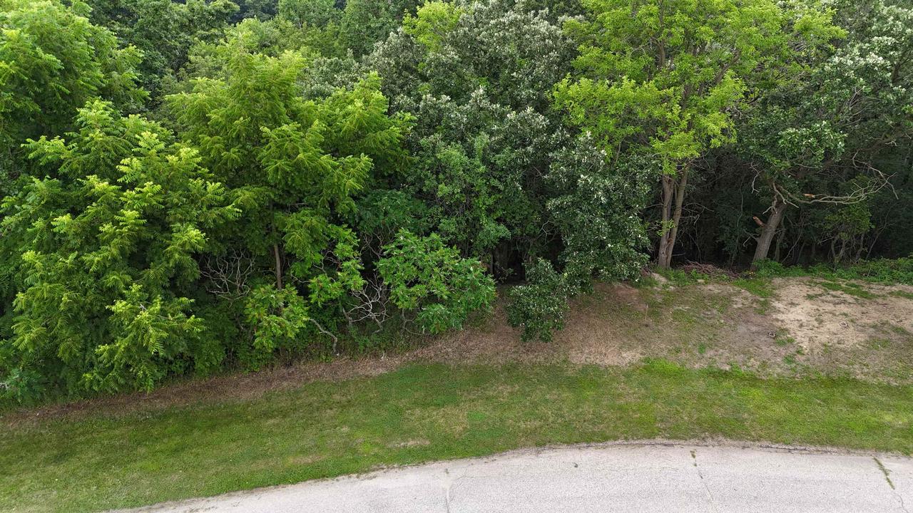 Lot 10/11 North Hillside Row