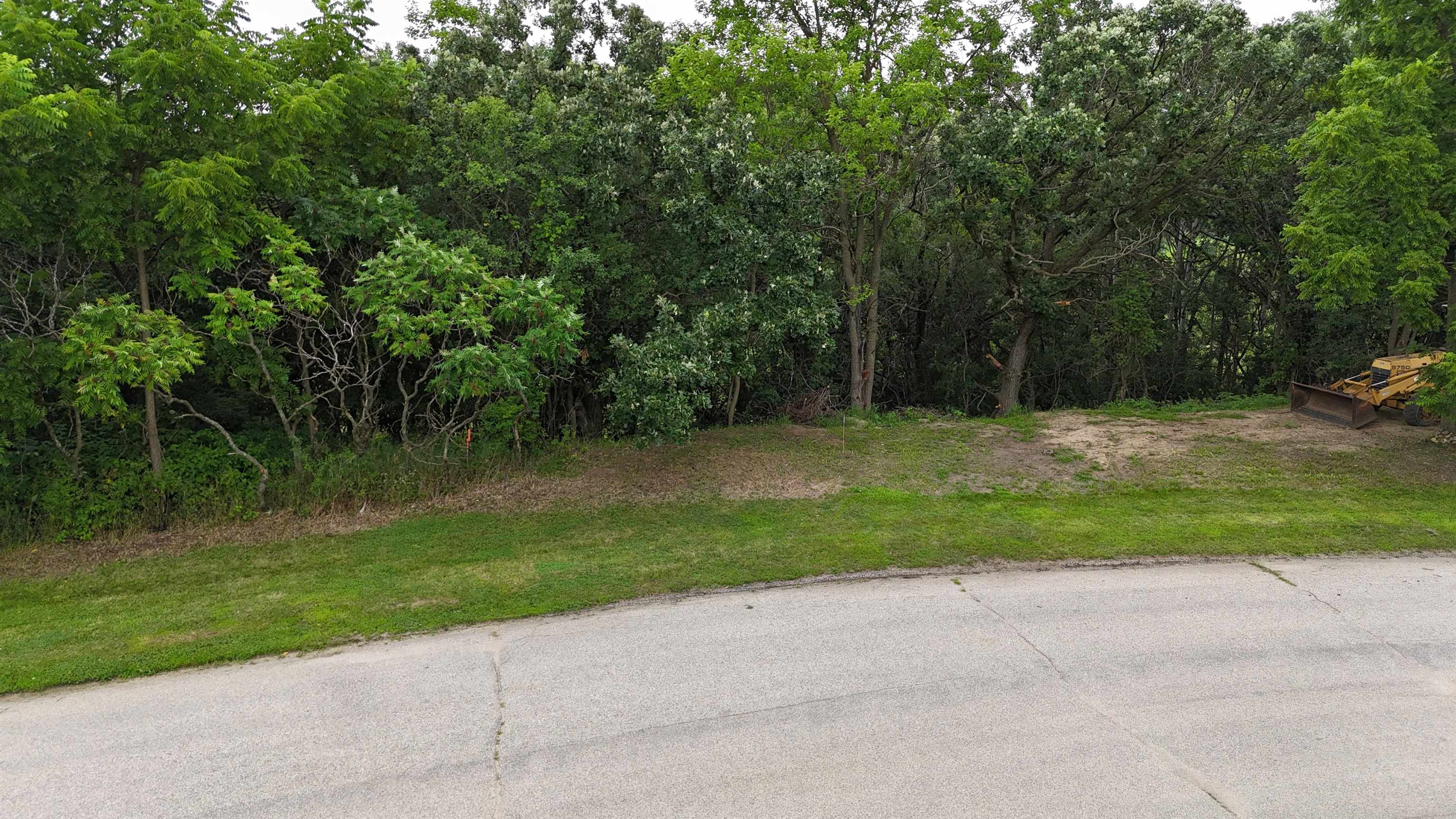 Lot 10/11 N Hillside Row