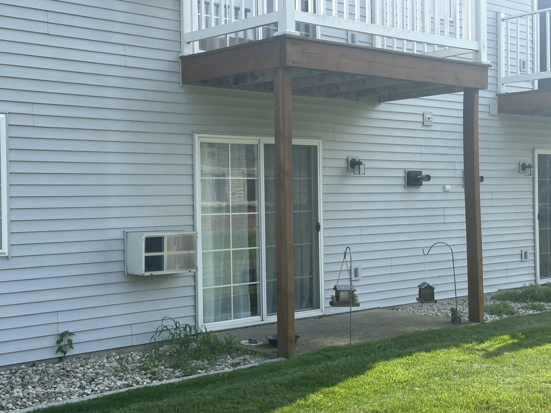 340 Sunset Road Unit: 4