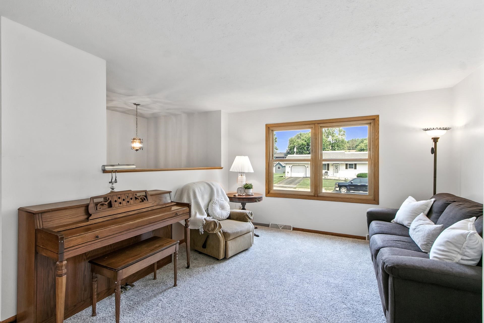 1131 Salem Drive