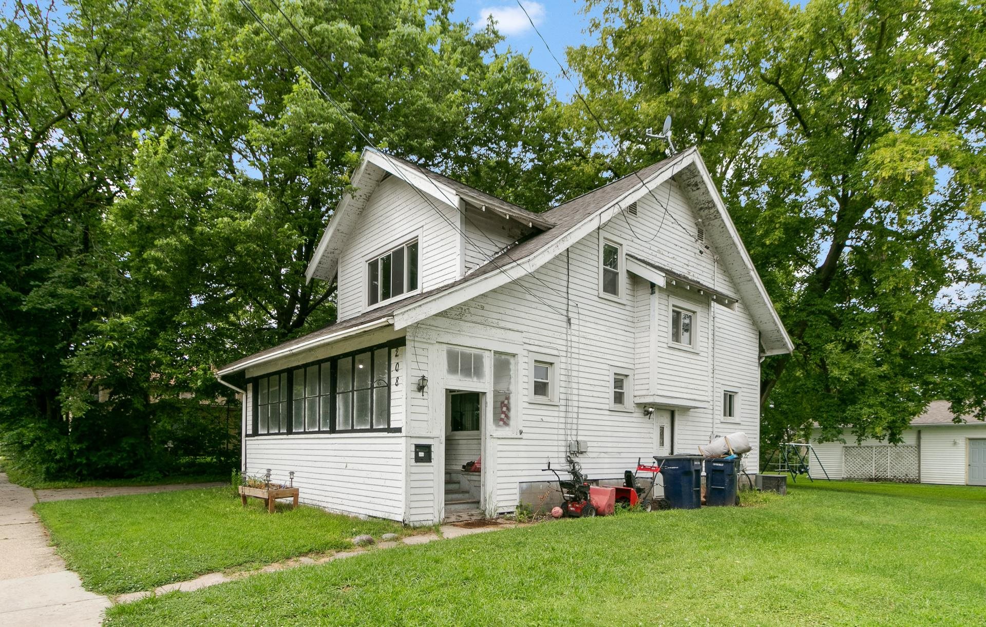 208 Rock Street