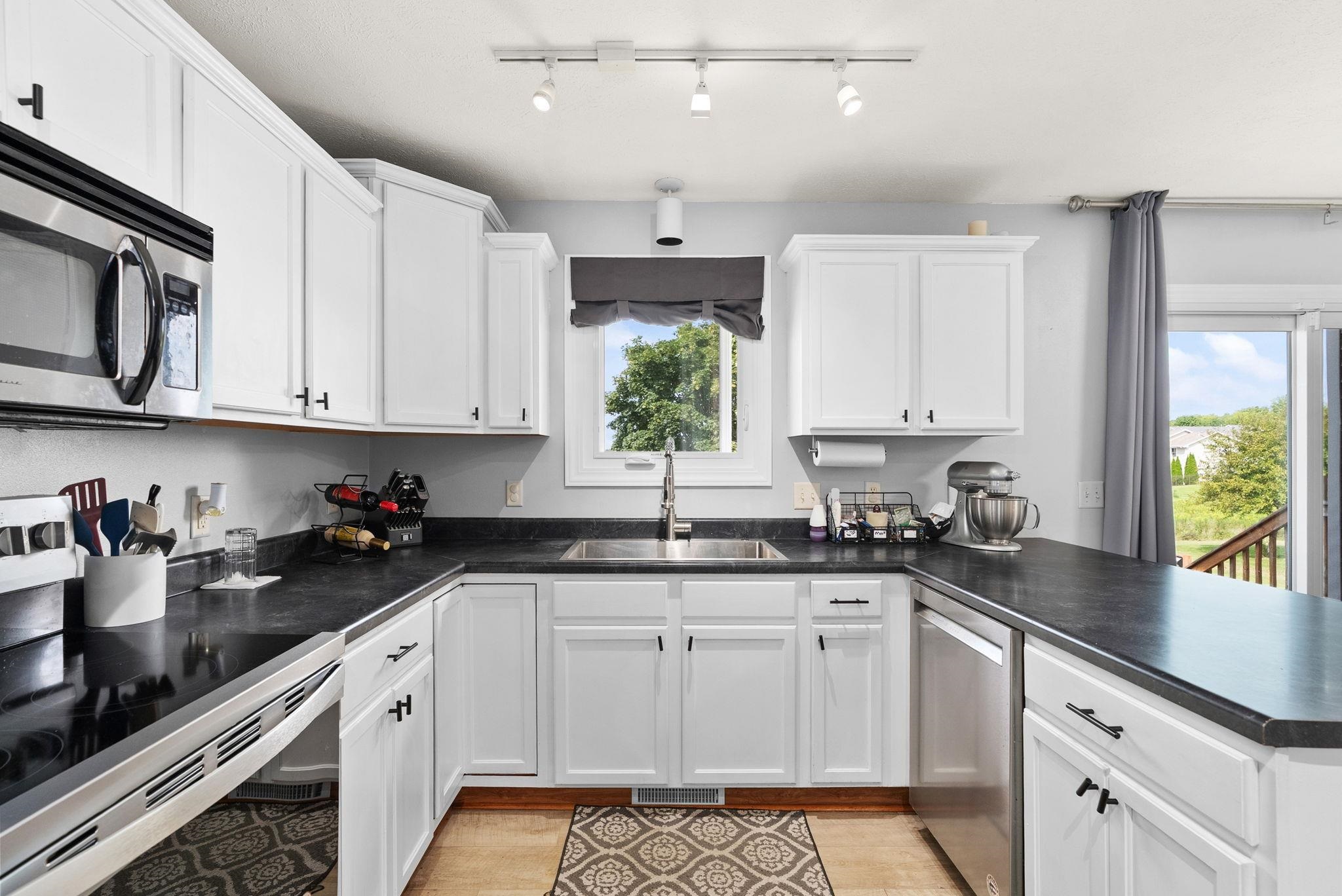 4549 Parkwood Drive