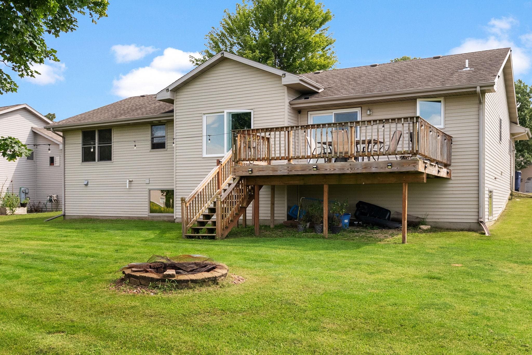 4549 Parkwood Drive