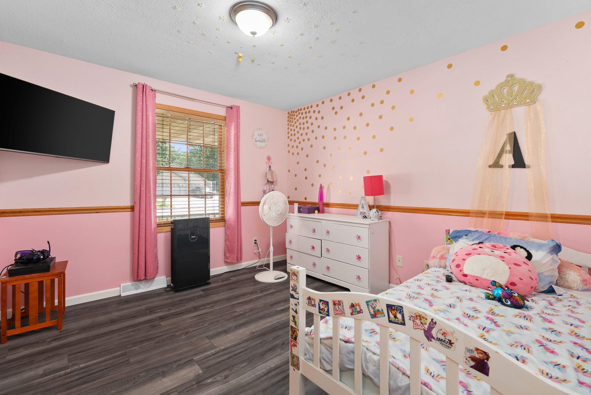 4549 Parkwood Drive