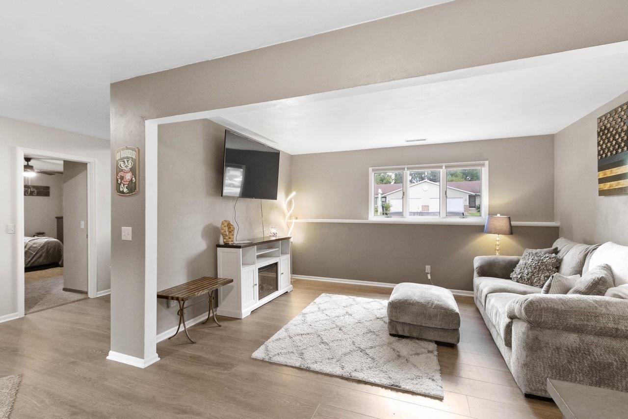 3202 Greenwood Drive