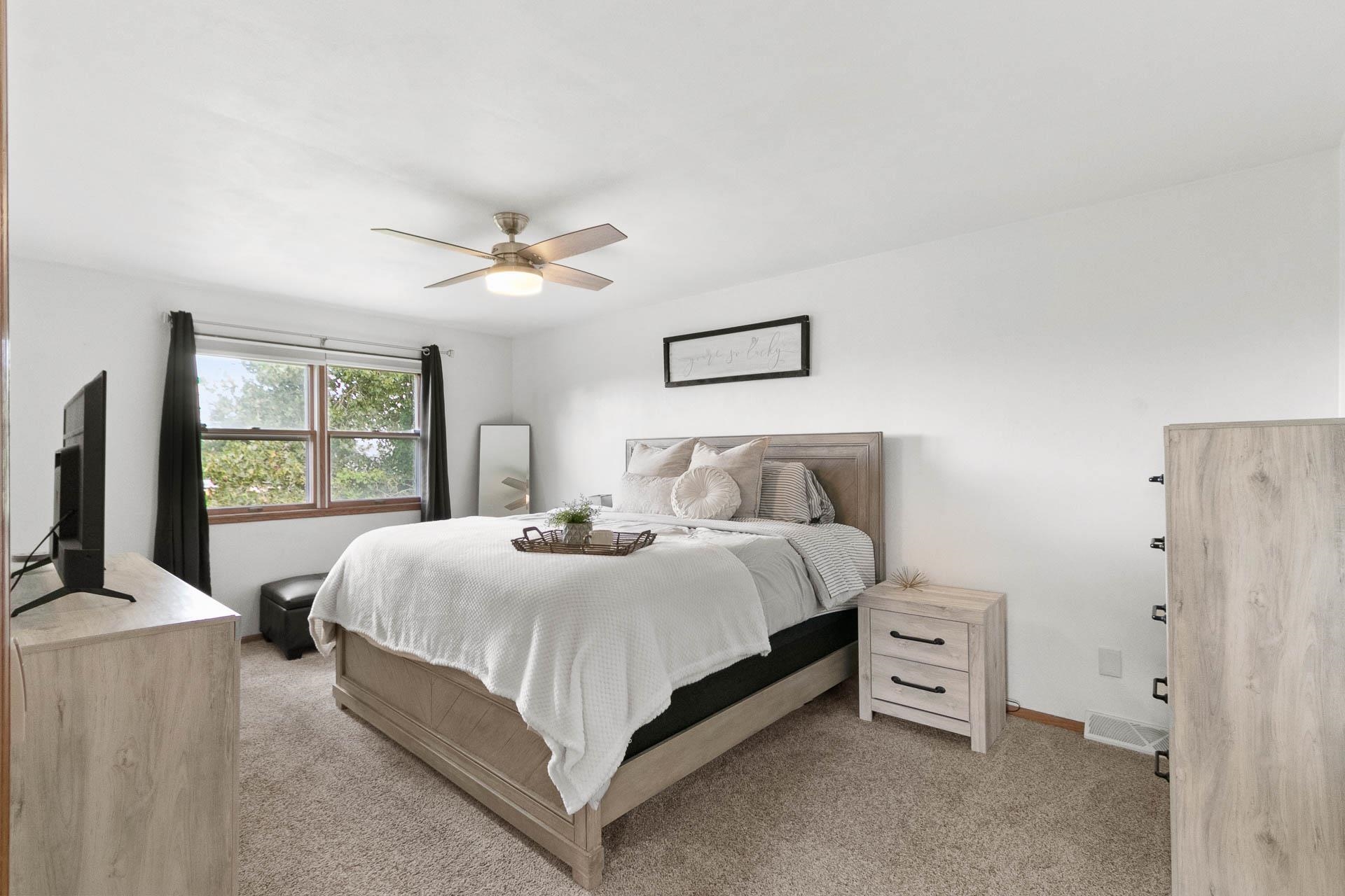 3202 Greenwood Drive