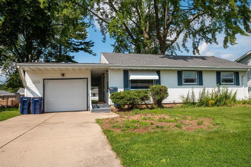 1226 S Oakhill Avenue