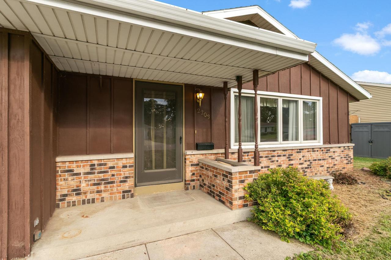 2203 South Arch Street