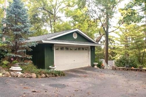 10488 N Riverview East Drive