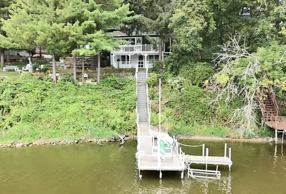 10488 North Riverview East Drive