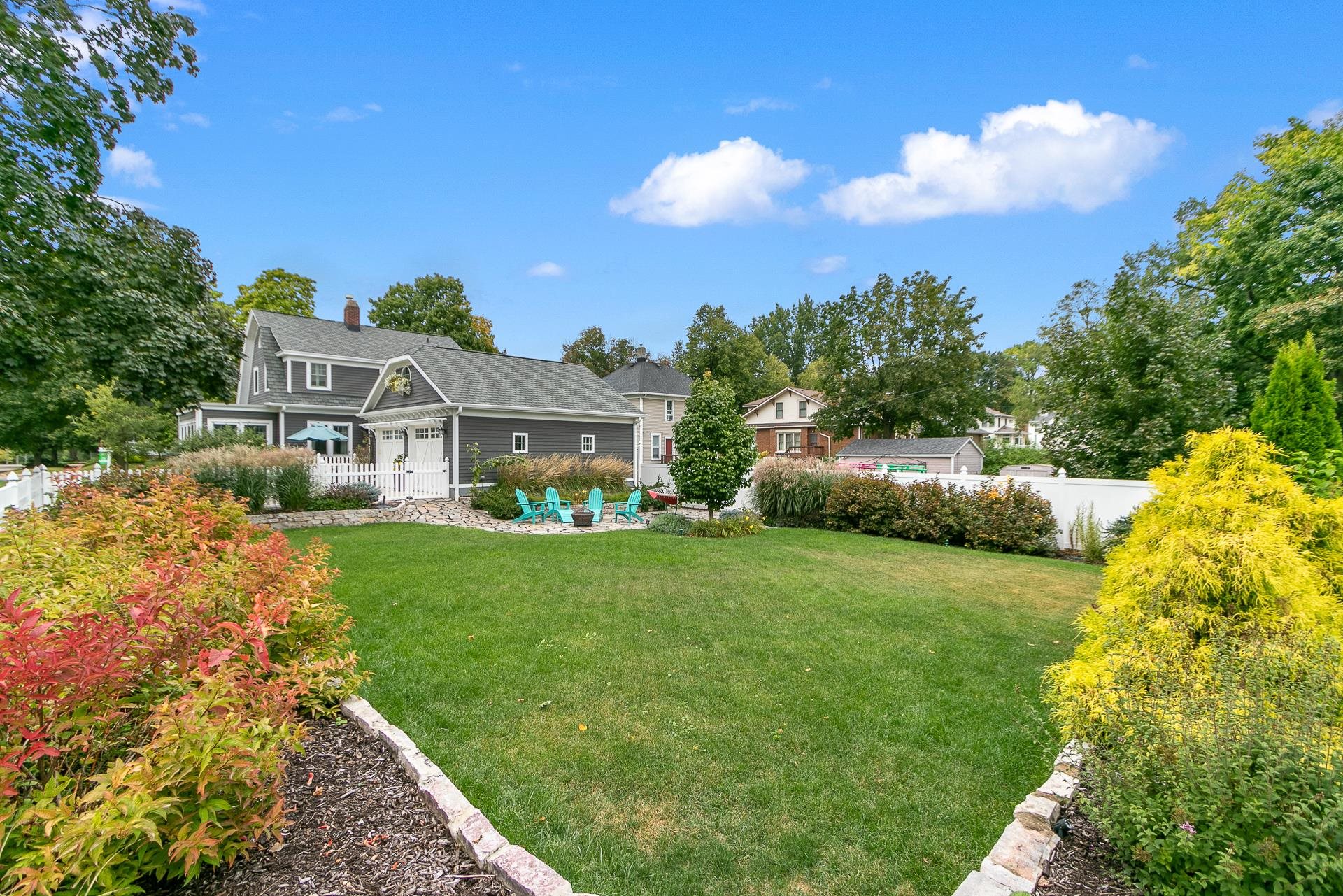 233 Forest Park Boulevard