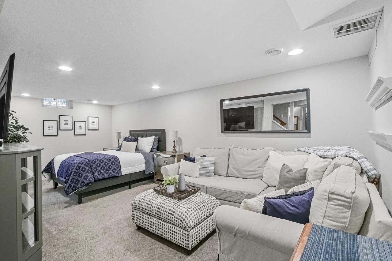 233 Forest Park Boulevard