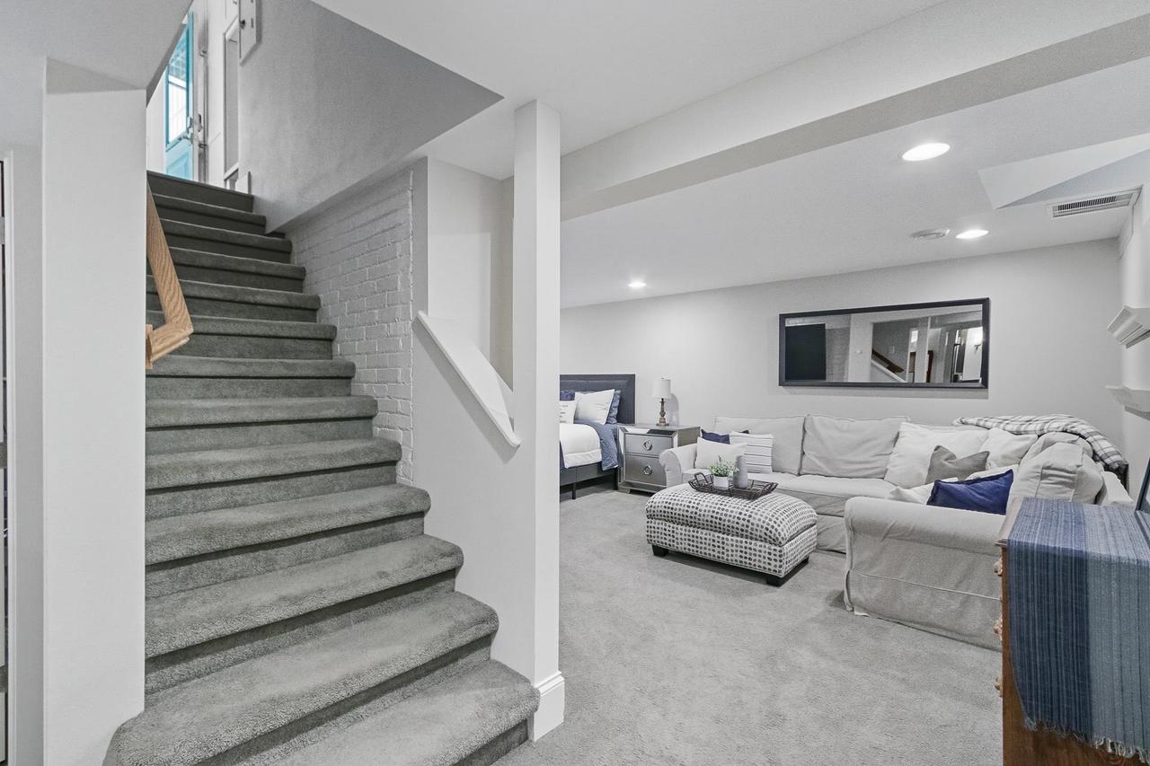 233 Forest Park Boulevard