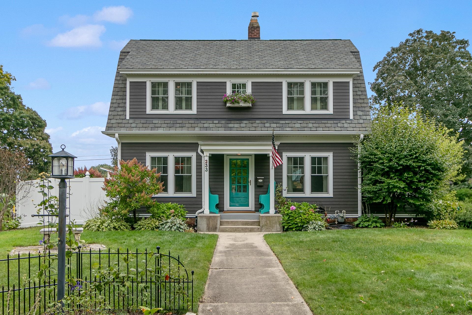 233 Forest Park Boulevard