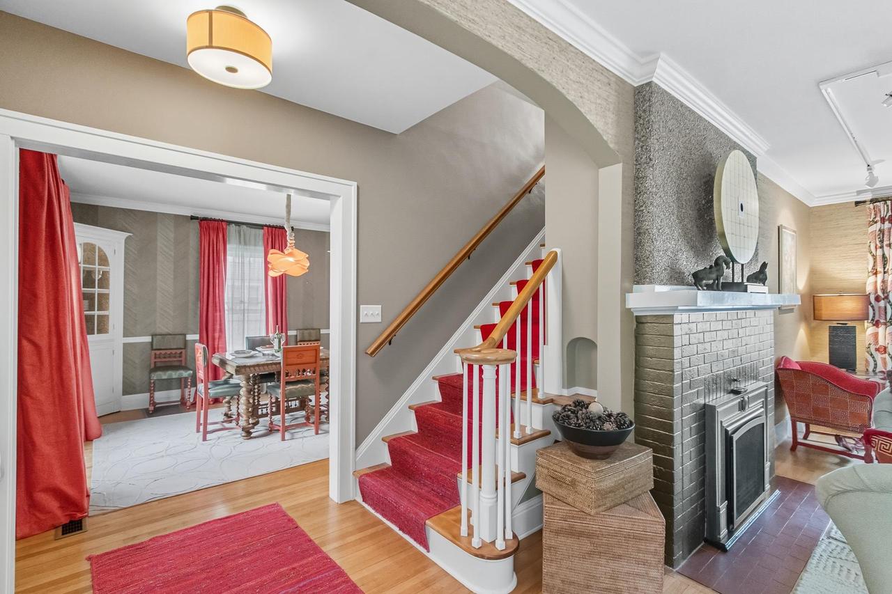 233 Forest Park Boulevard