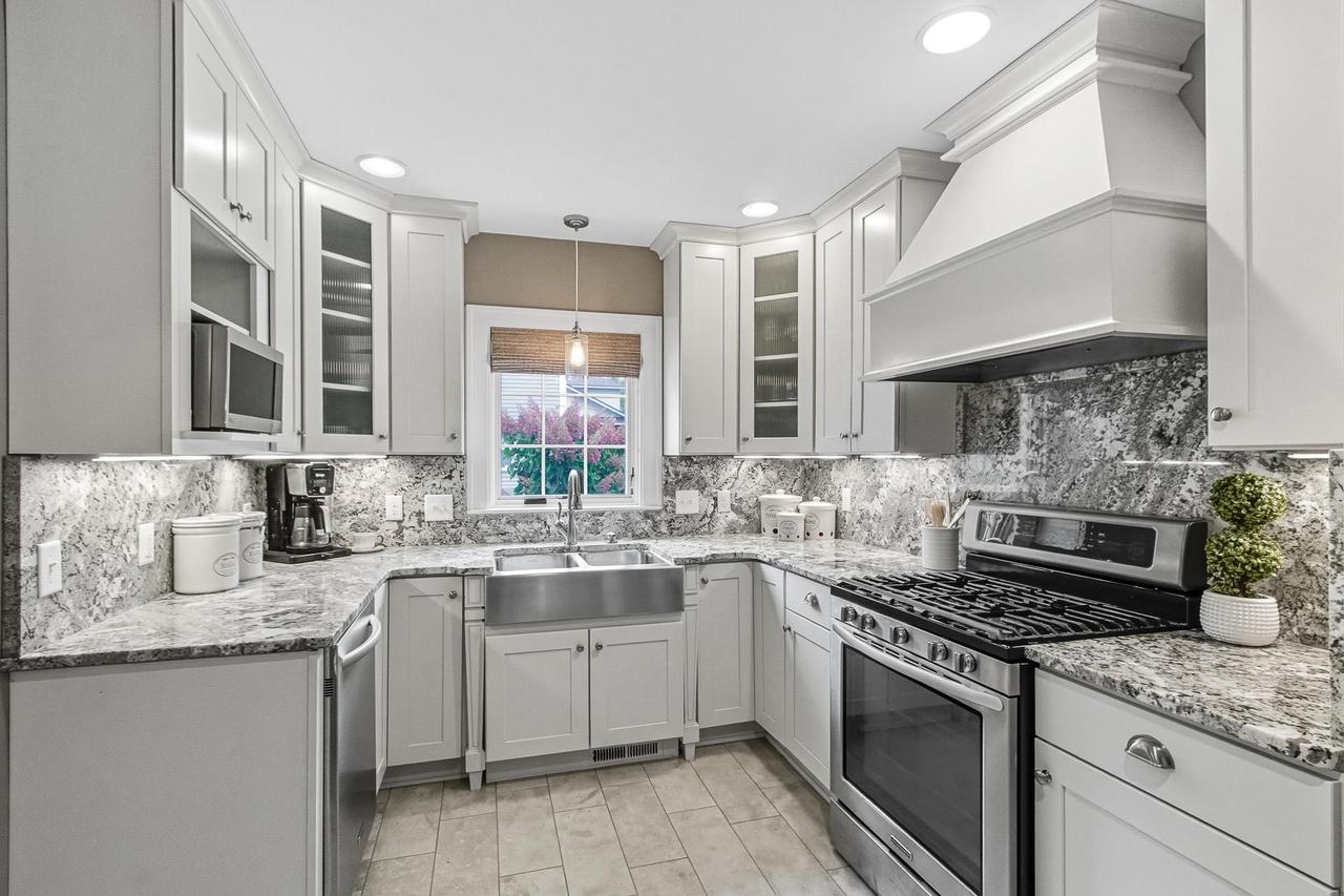 233 Forest Park Boulevard