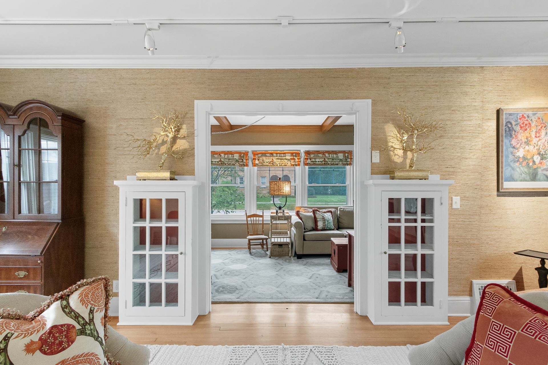 233 Forest Park Boulevard