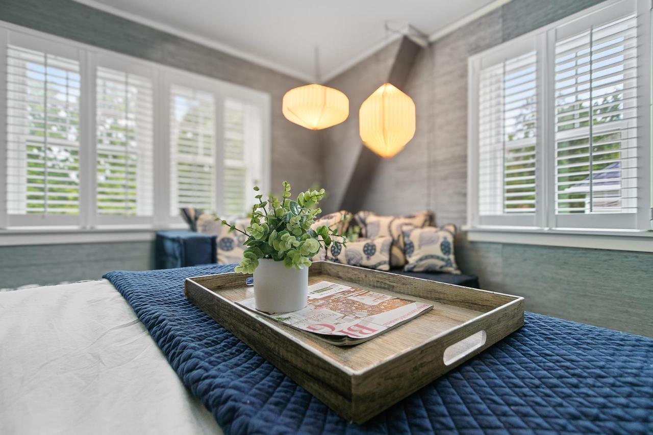 233 Forest Park Boulevard