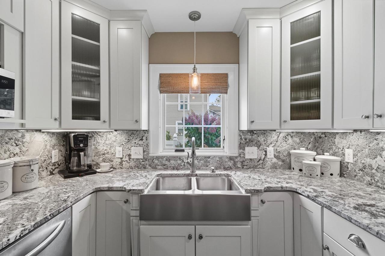 233 Forest Park Boulevard