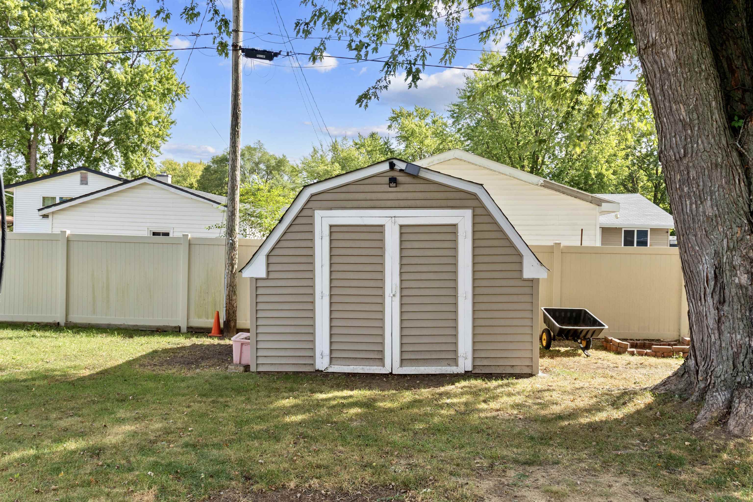 2219 Pioneer Road