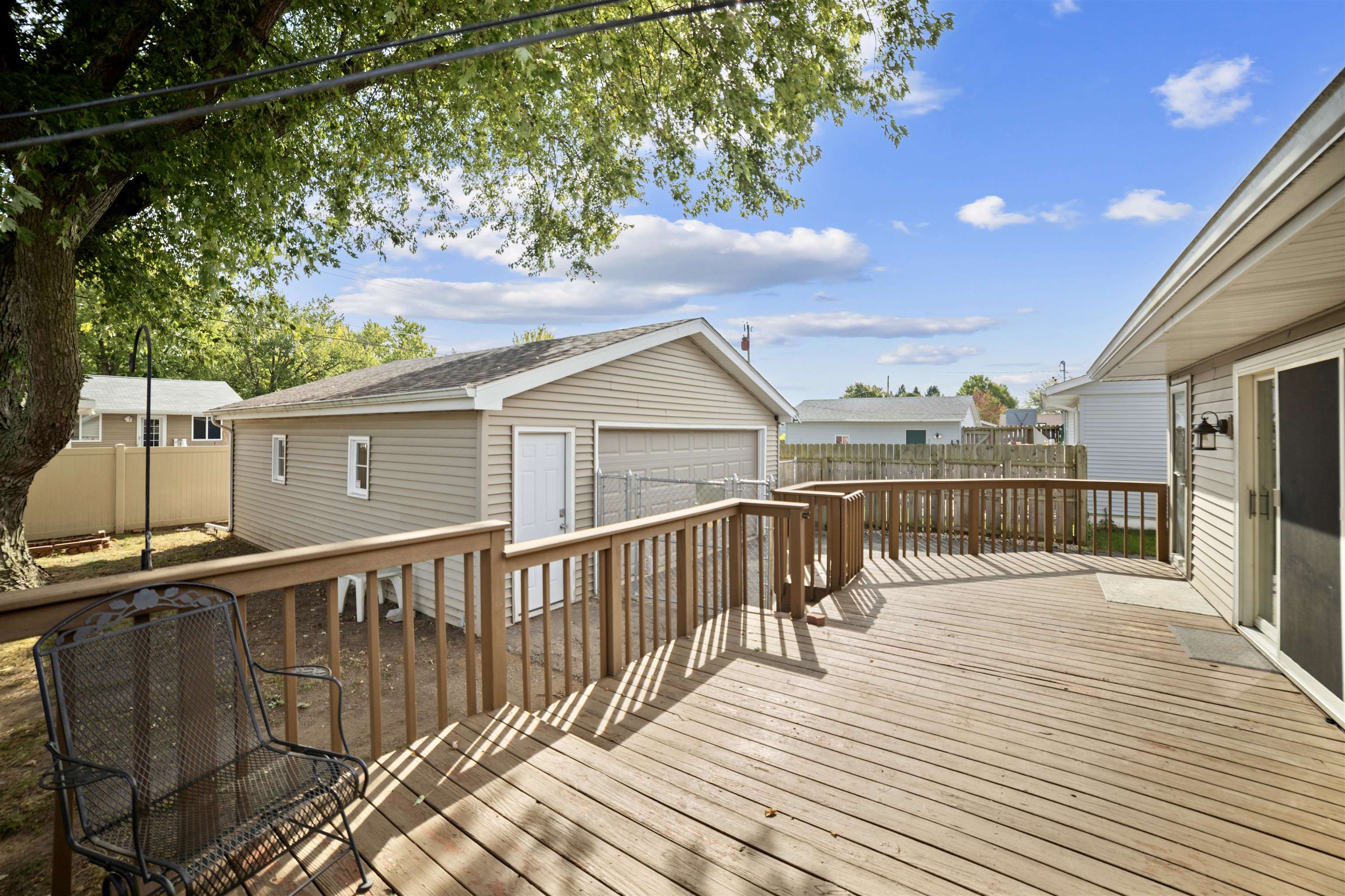 2219 Pioneer Road