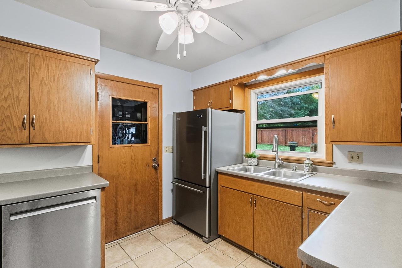 200 South Kerch Street