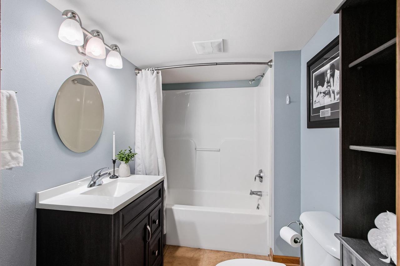 200 South Kerch Street