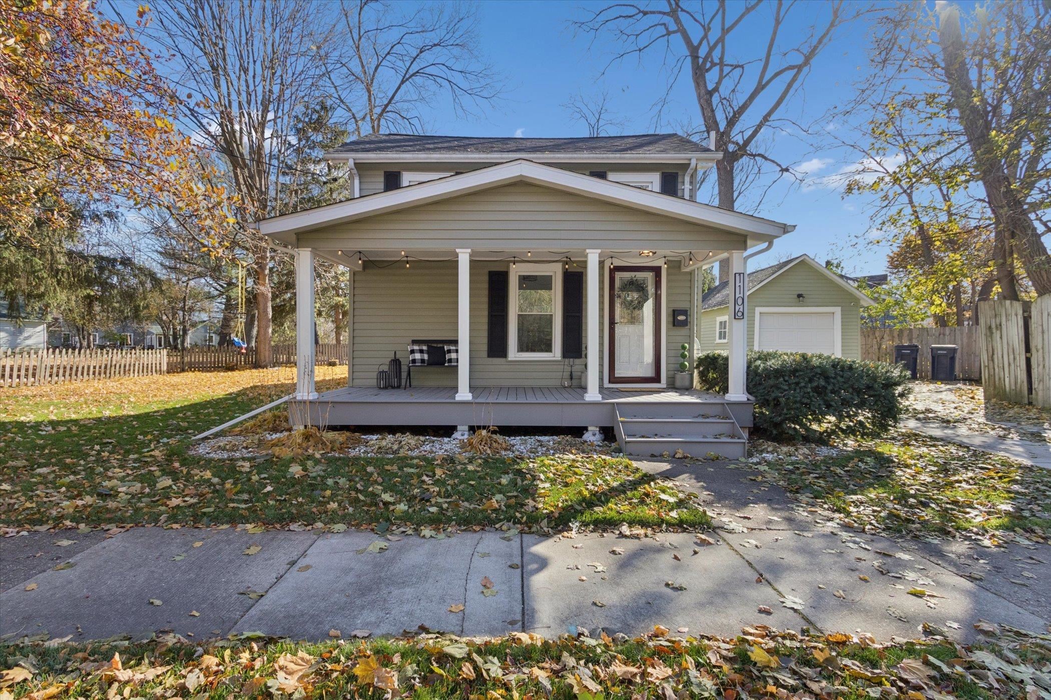 1106 E Court Street