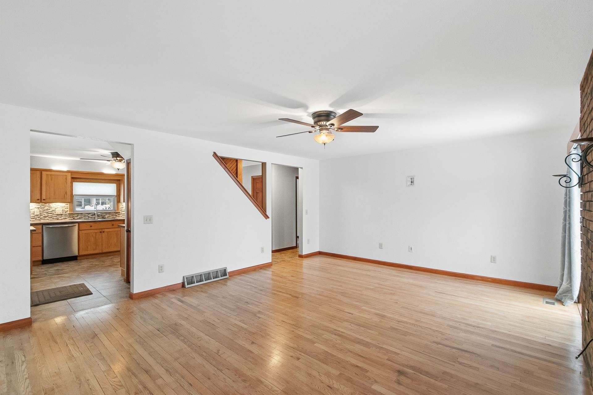 1325 Josephine Street