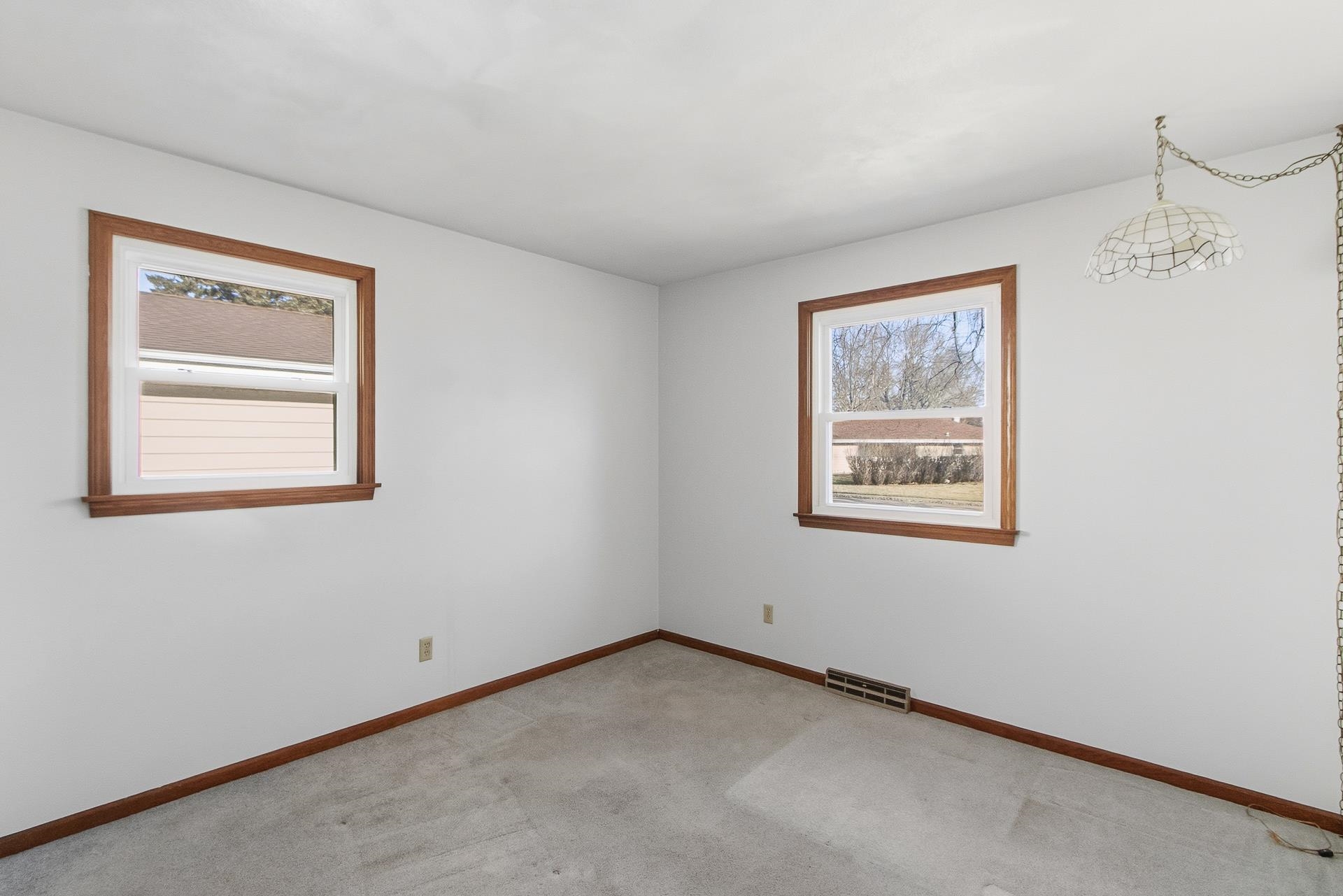 2315 N Claremont Drive