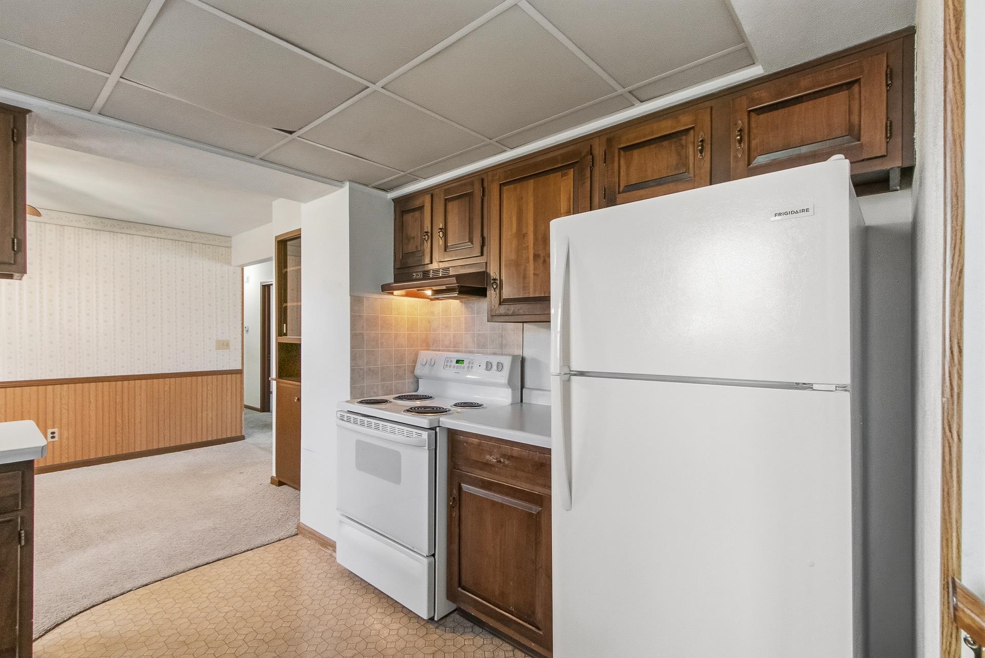 2315 N Claremont Drive