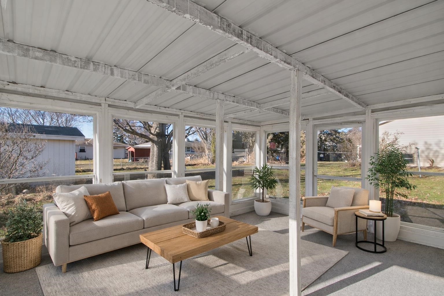 2315 N Claremont Drive