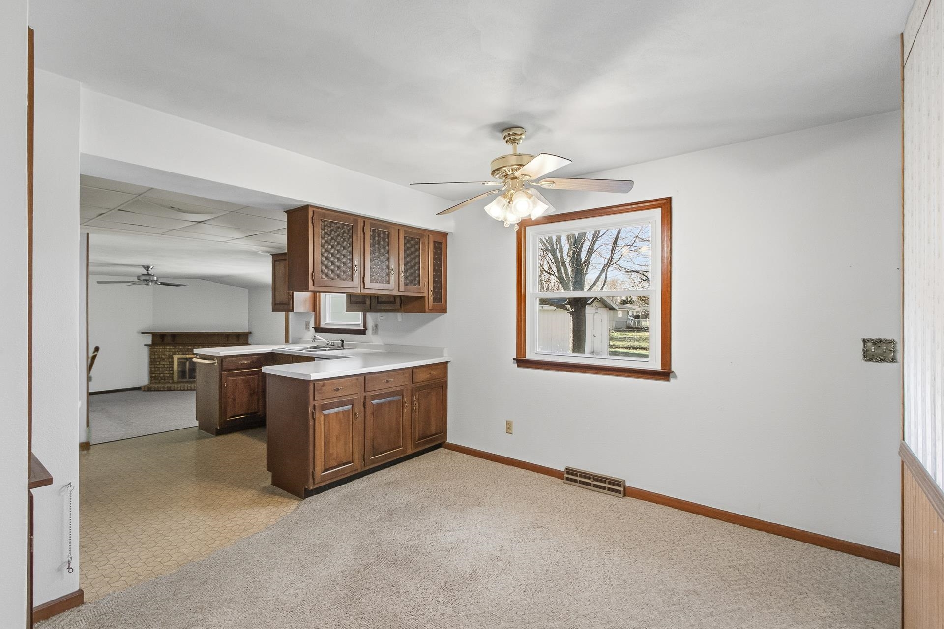 2315 N Claremont Drive