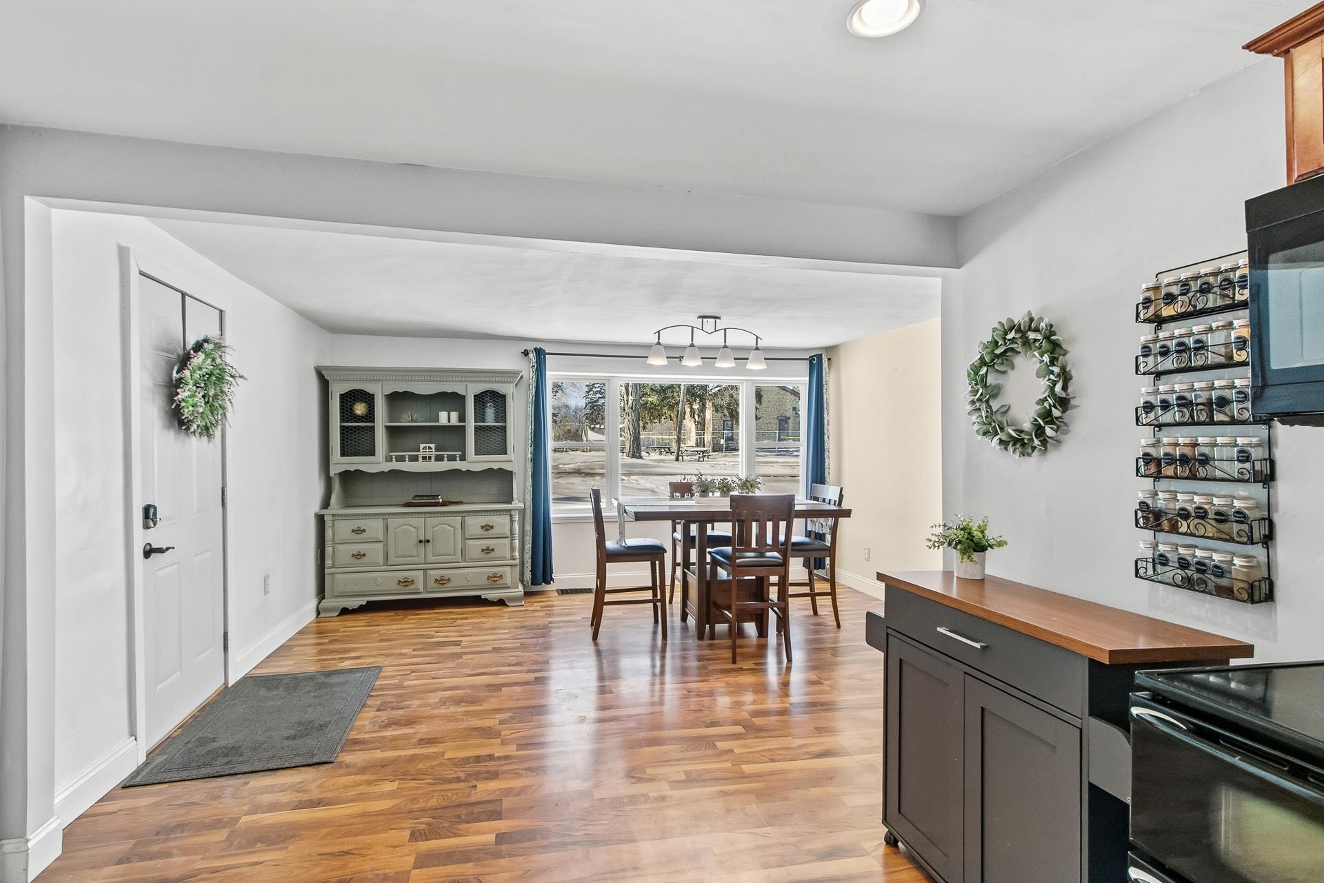 11548 N Maple Beach Drive