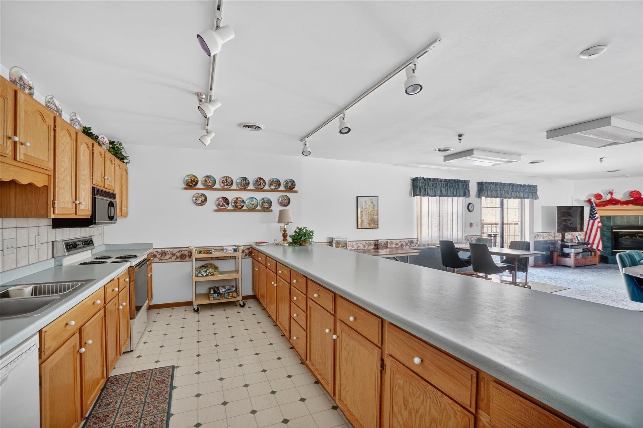 715 Canterberry Court 109