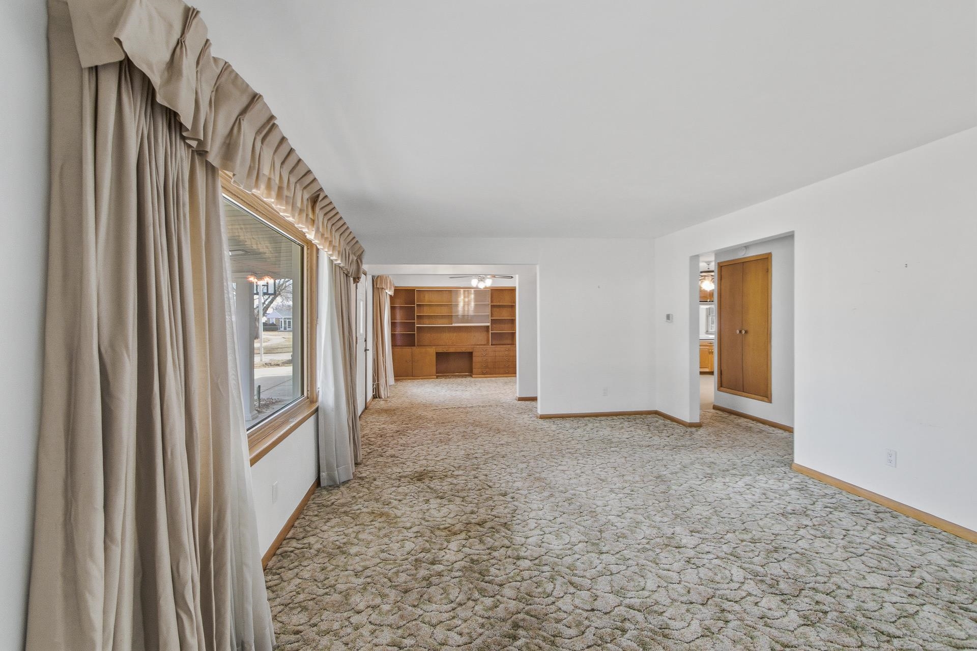 1104 Woodman Road